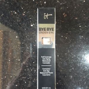 It cosmetics bye bye concealer